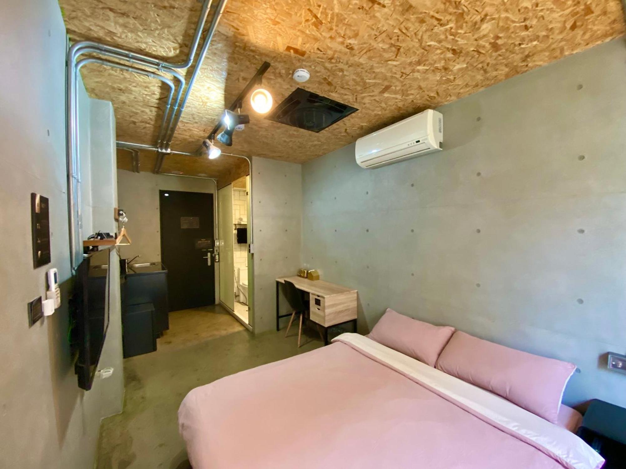 K. Gold Hotel Tajcshung Szoba fotó