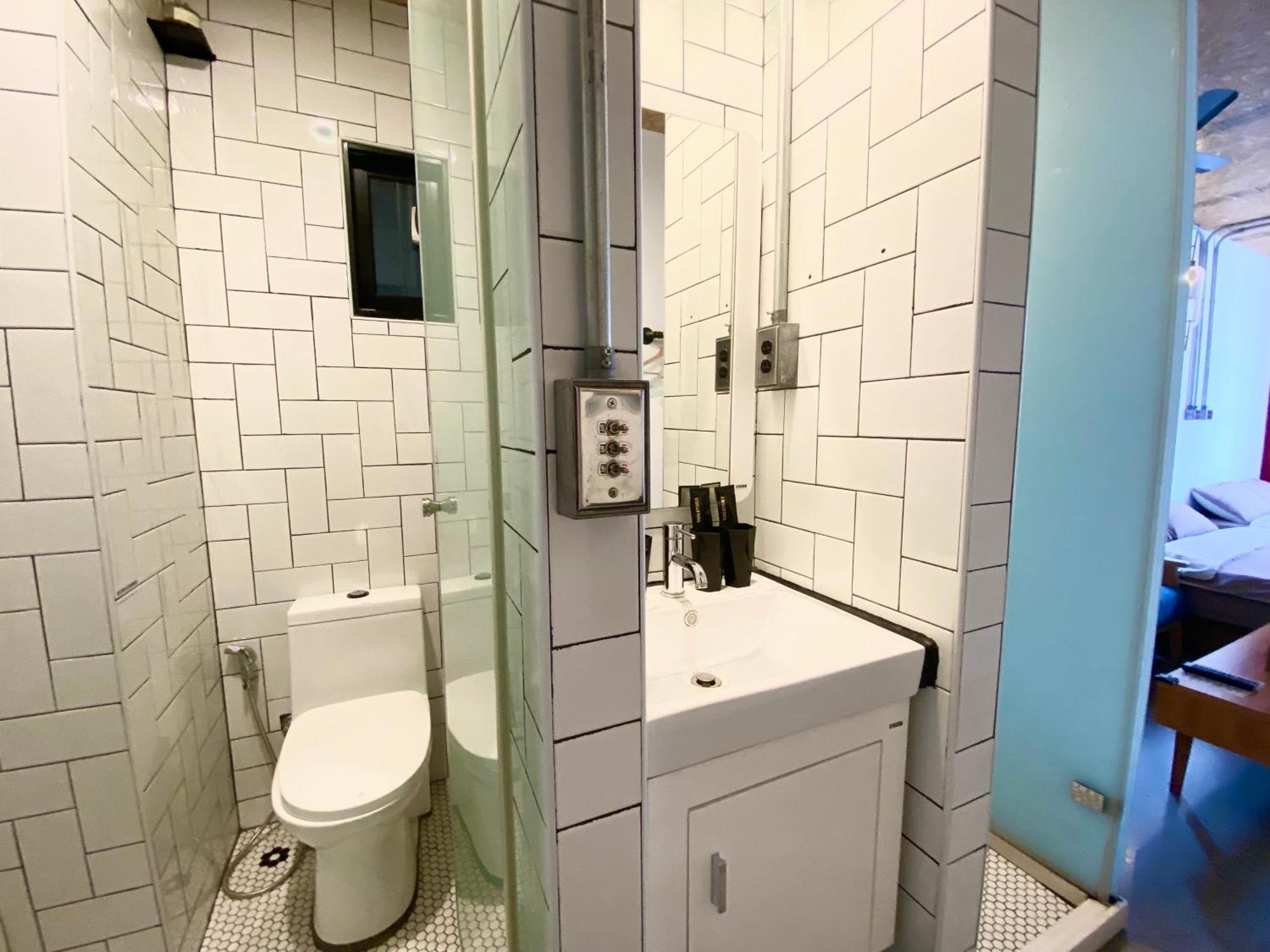 K. Gold Hotel Tajcshung Szoba fotó