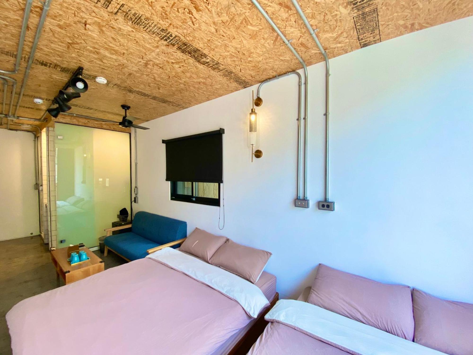 K. Gold Hotel Tajcshung Szoba fotó
