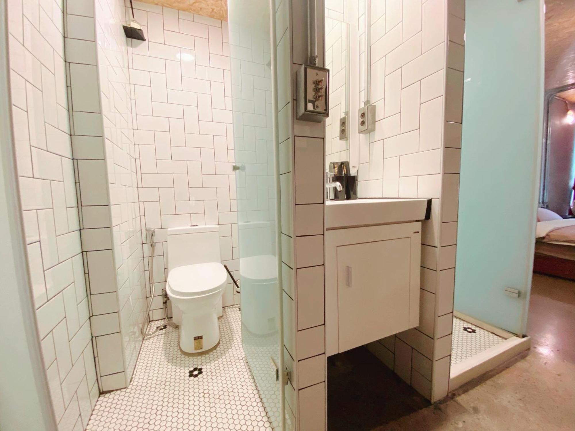 K. Gold Hotel Tajcshung Szoba fotó